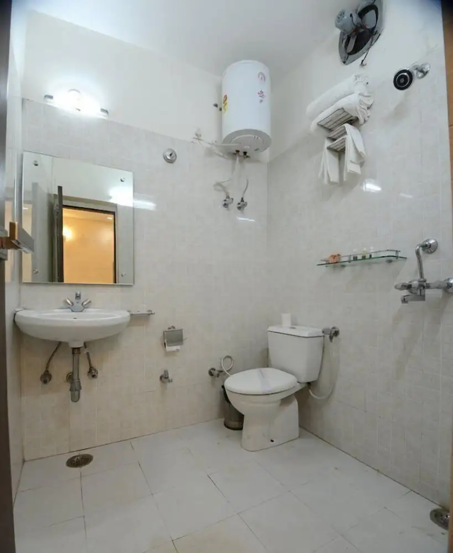 Hotel Heaven Resorts