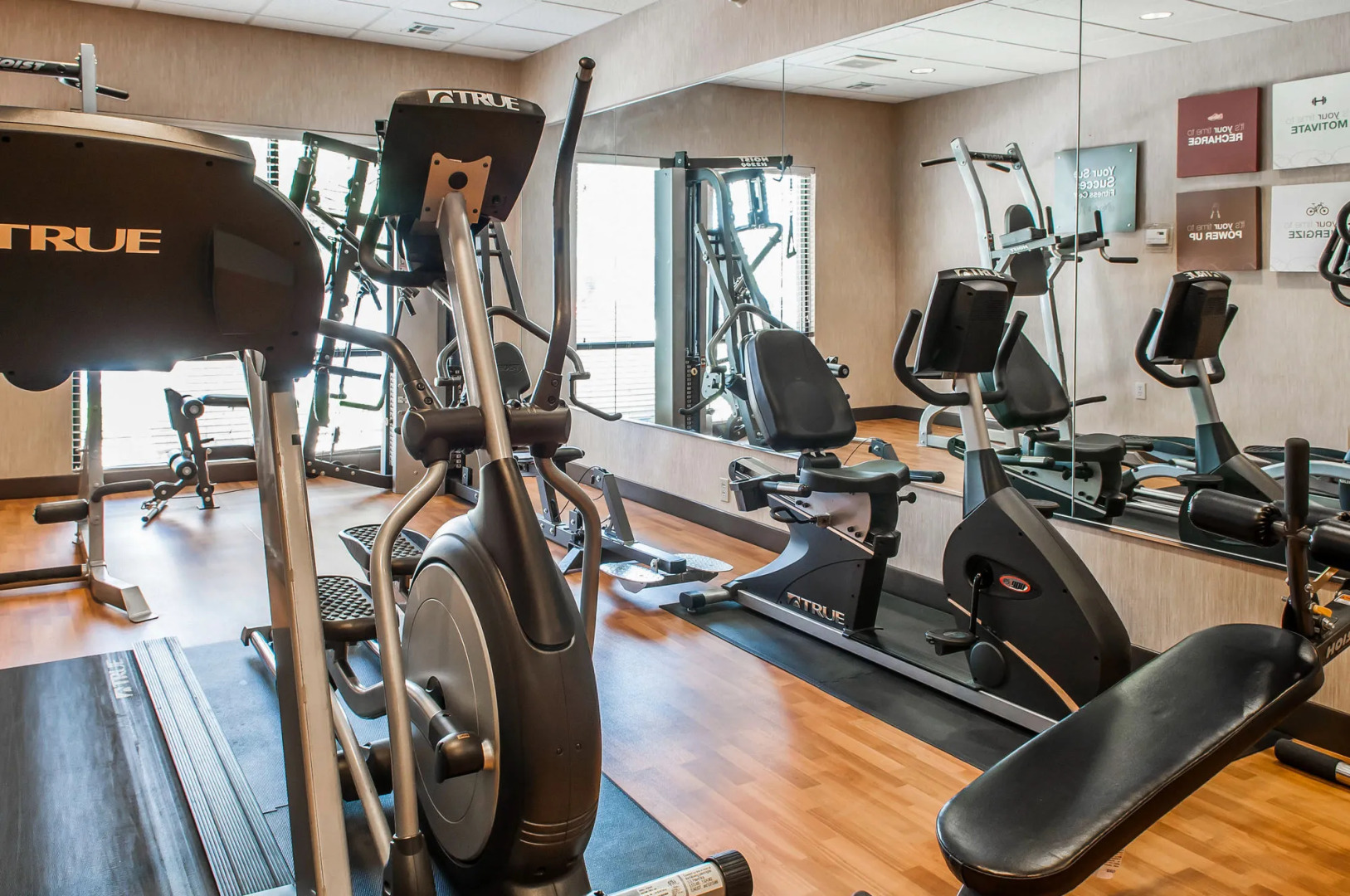 MainStay Suites Hobbs