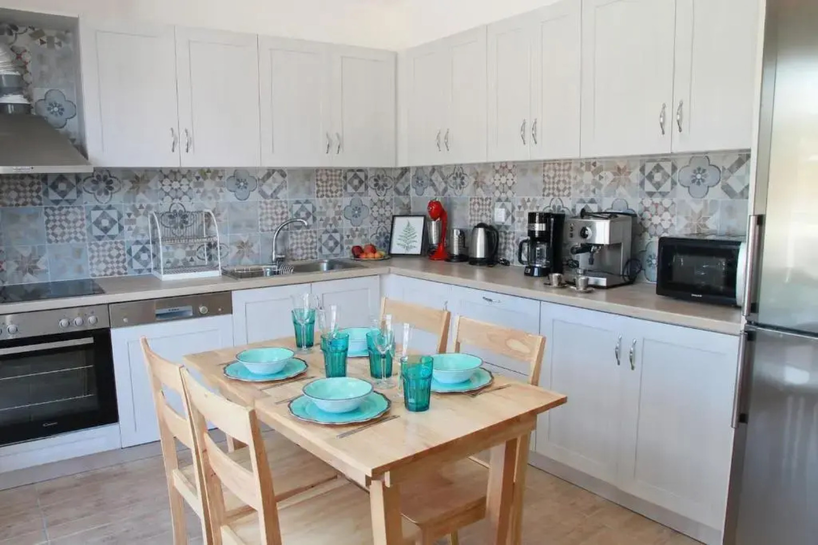 Xaradiotis House - A modern home away from home