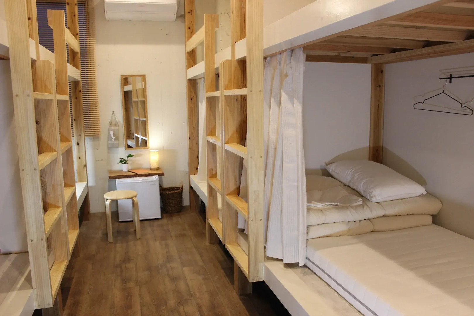 Hostel TOKI