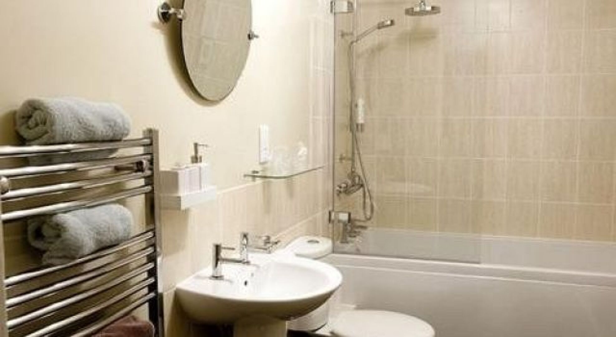 The Hollow Bottom - B&B