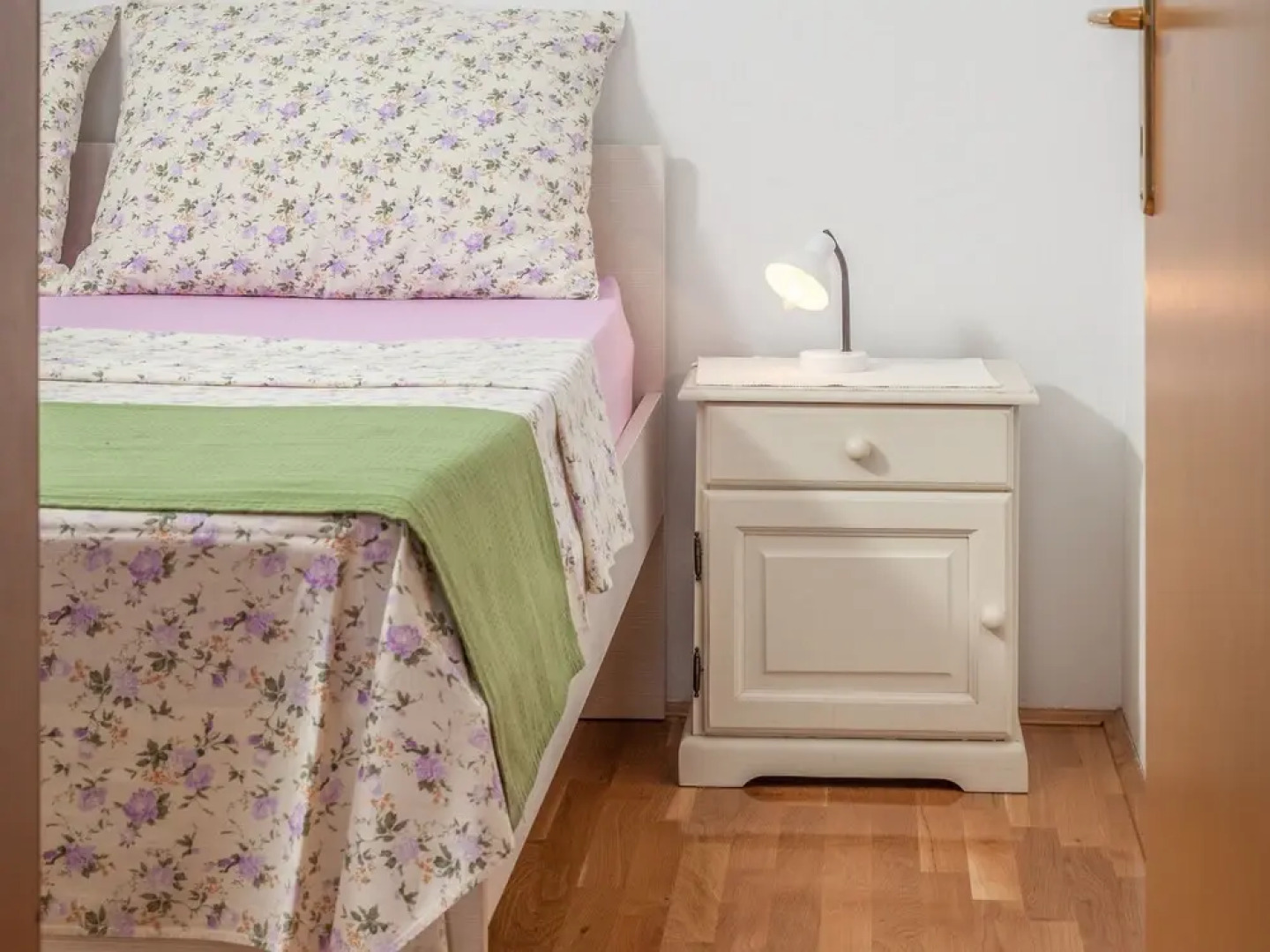 Green - Cosy & Close to the sea - A1