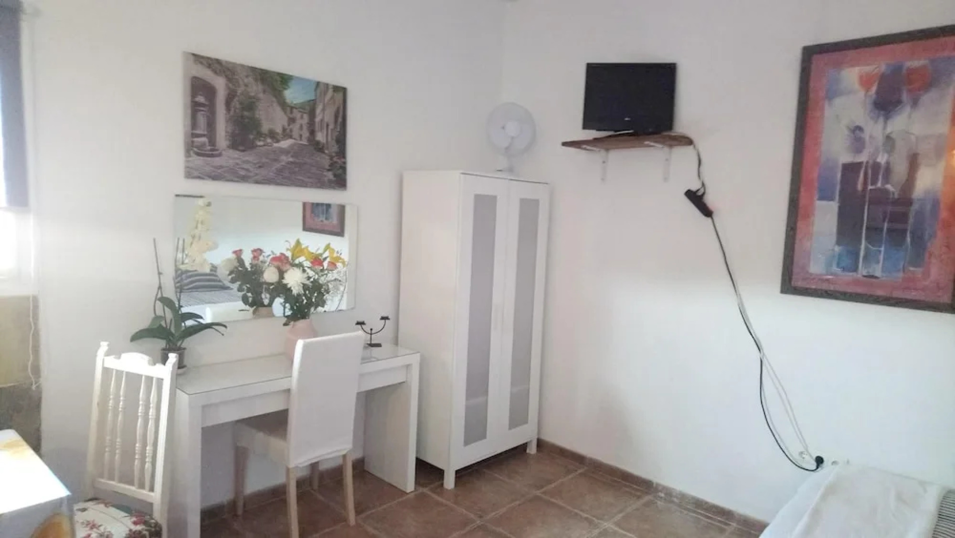 Studio in Tuineje, With Wonderful Mountain View, Enclosed Garden and Wifi