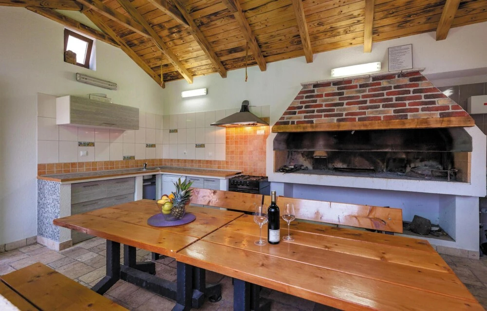 Awesome Home in Seget Gornji With Sauna, Wifi and 8 Bedrooms