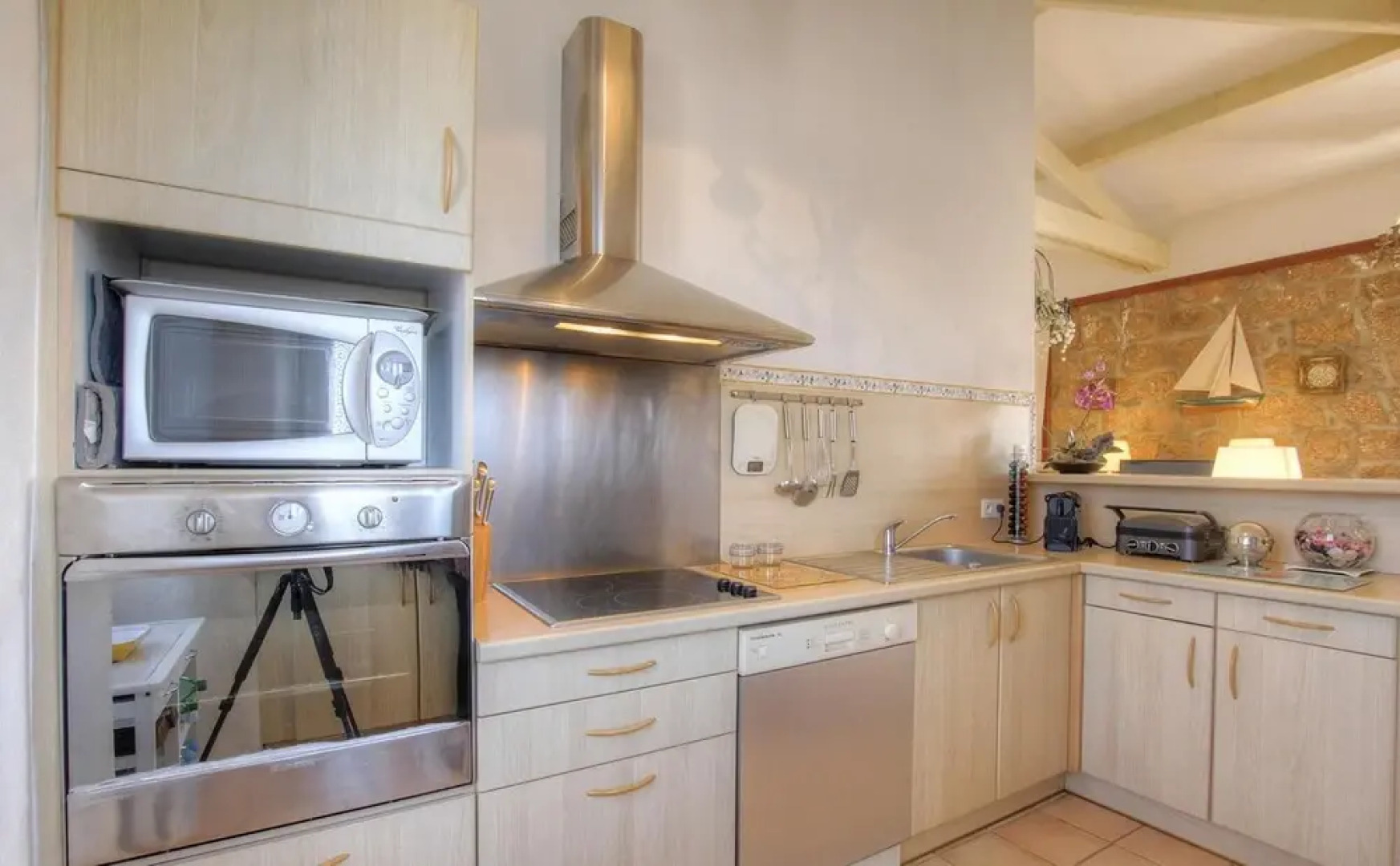 House With 2 Bedrooms in Pietrosella, With Wonderful sea View, Enclosed Garden and Wifi