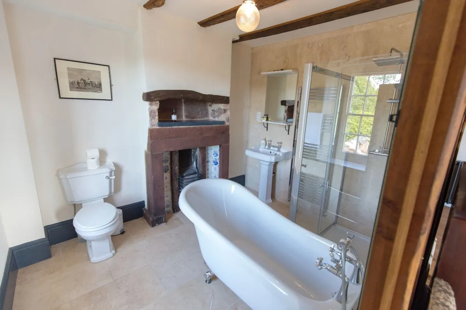 HAILE HALL Private Wing 4 Ensuite Bedrms