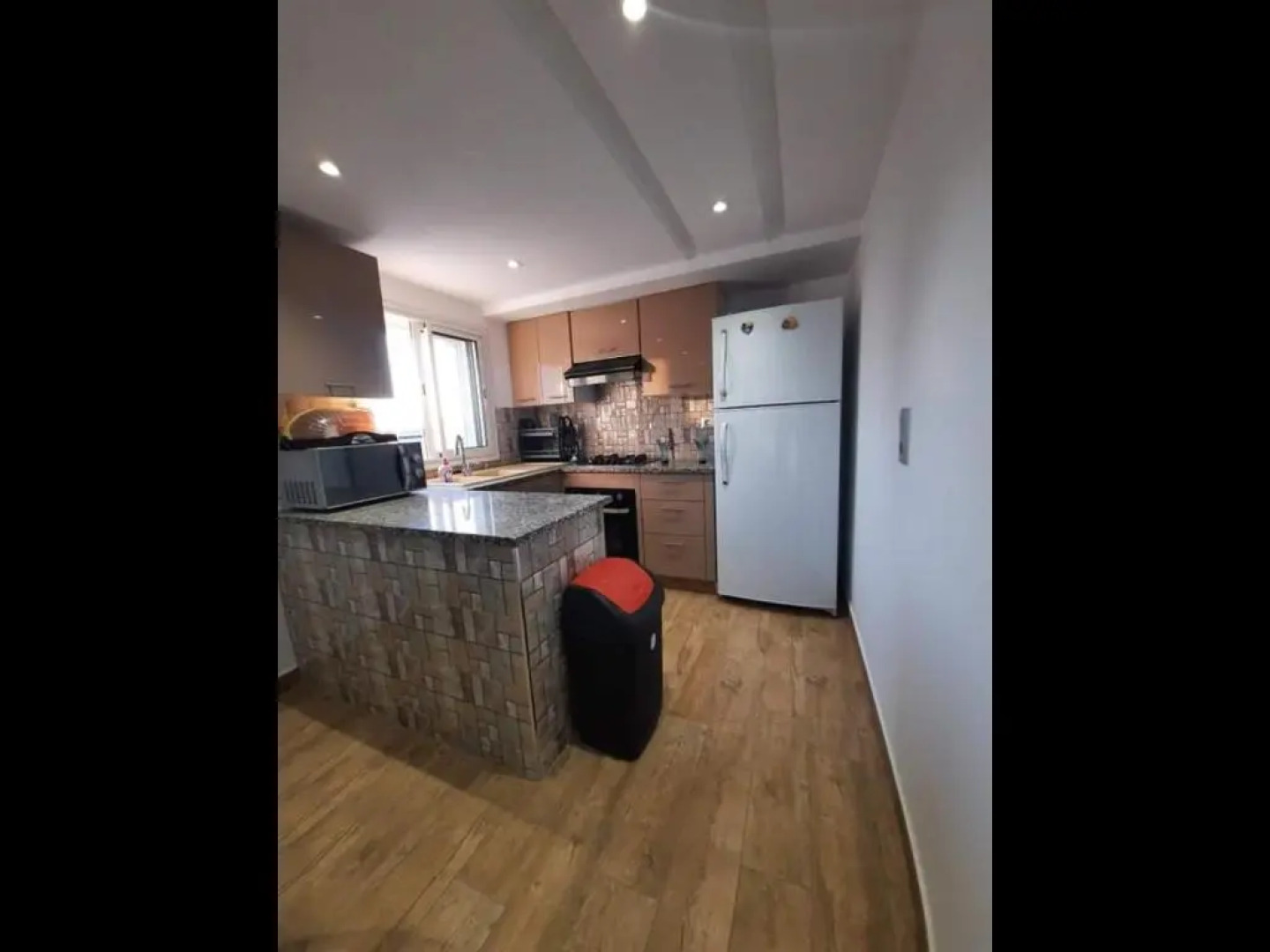 Jasmine Studio coquette