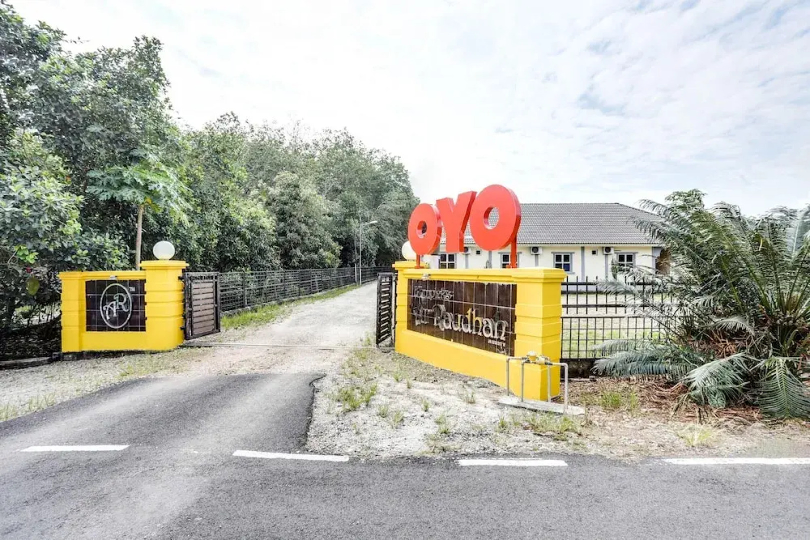 OYO 89660 Raudhah Inn Hotel