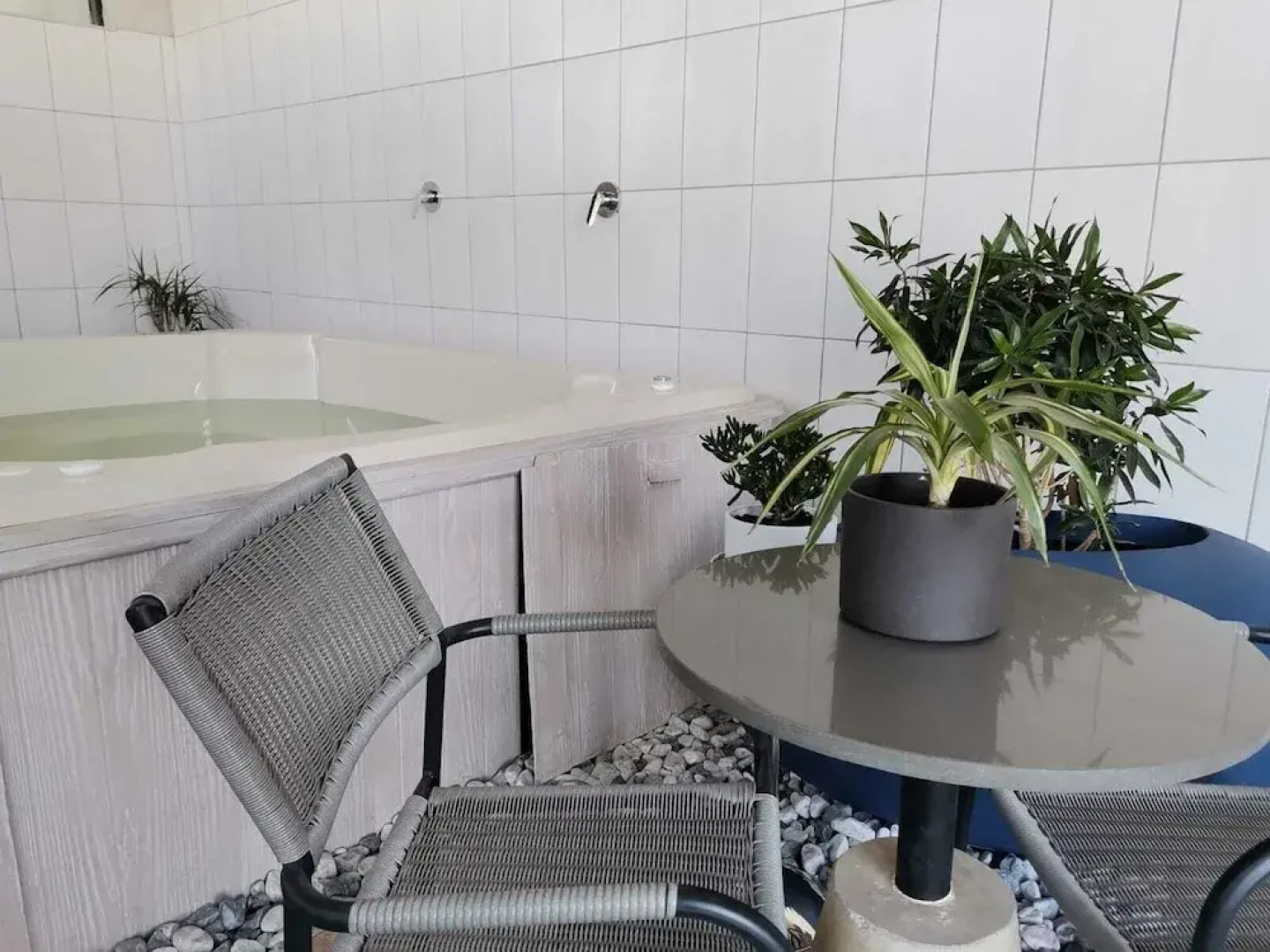 Blueberry Hill Hotel