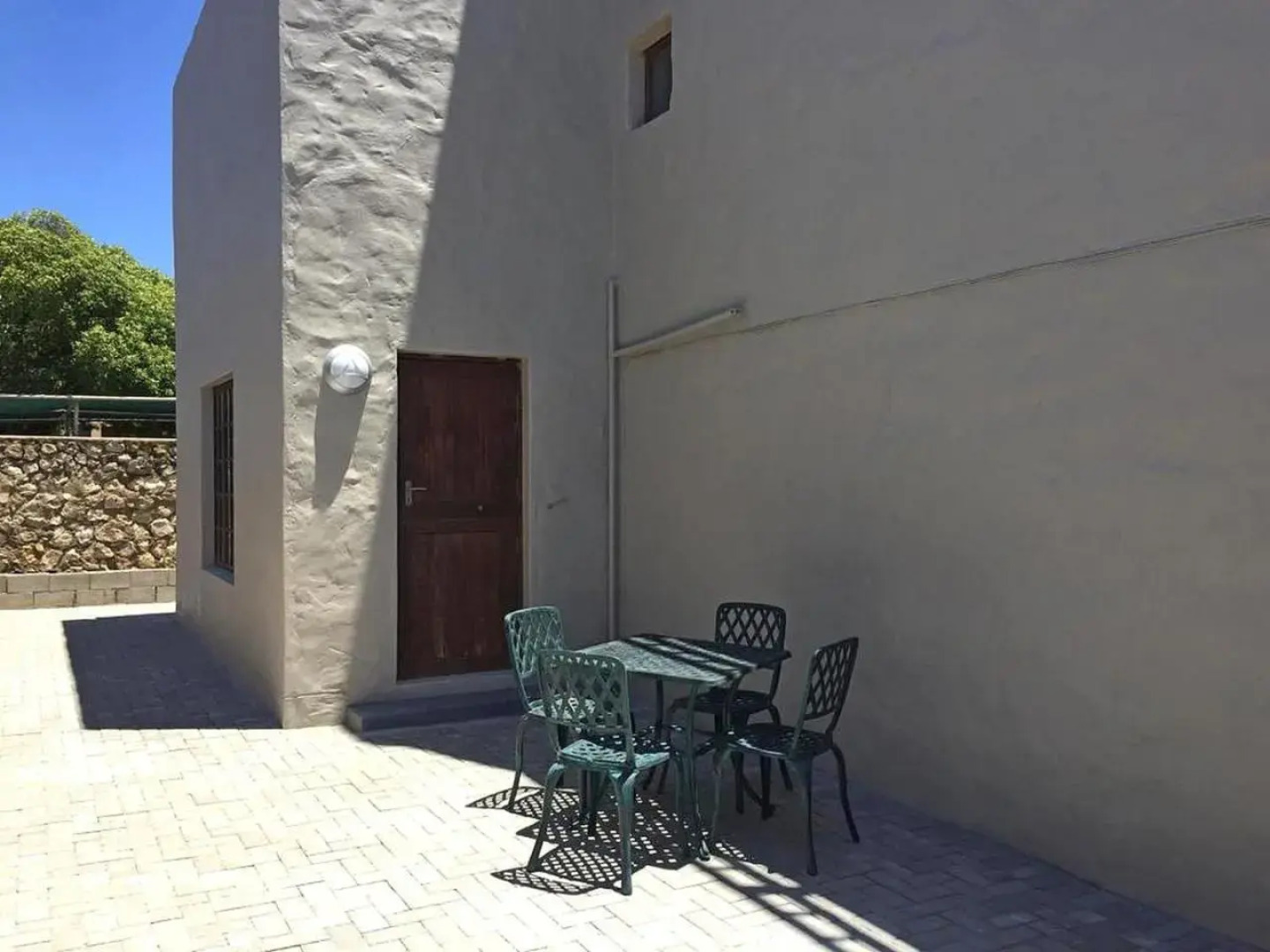 8 on Main (Adults Only)