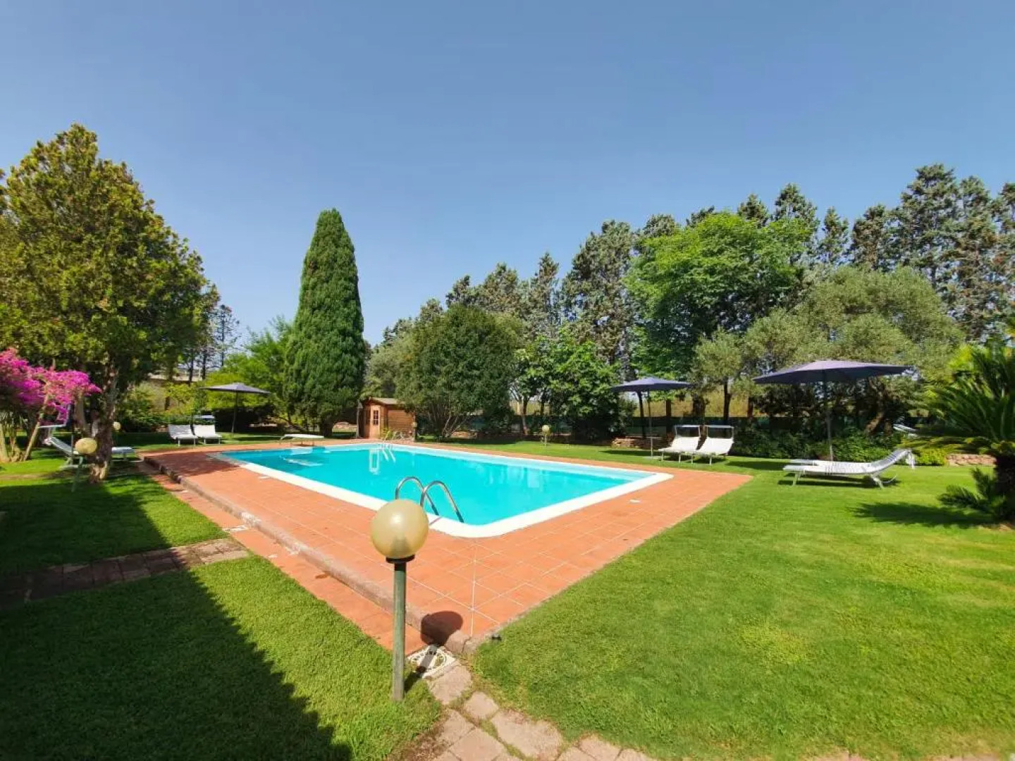 DOMUS 81 Villa nel verde a nord della Sardegna