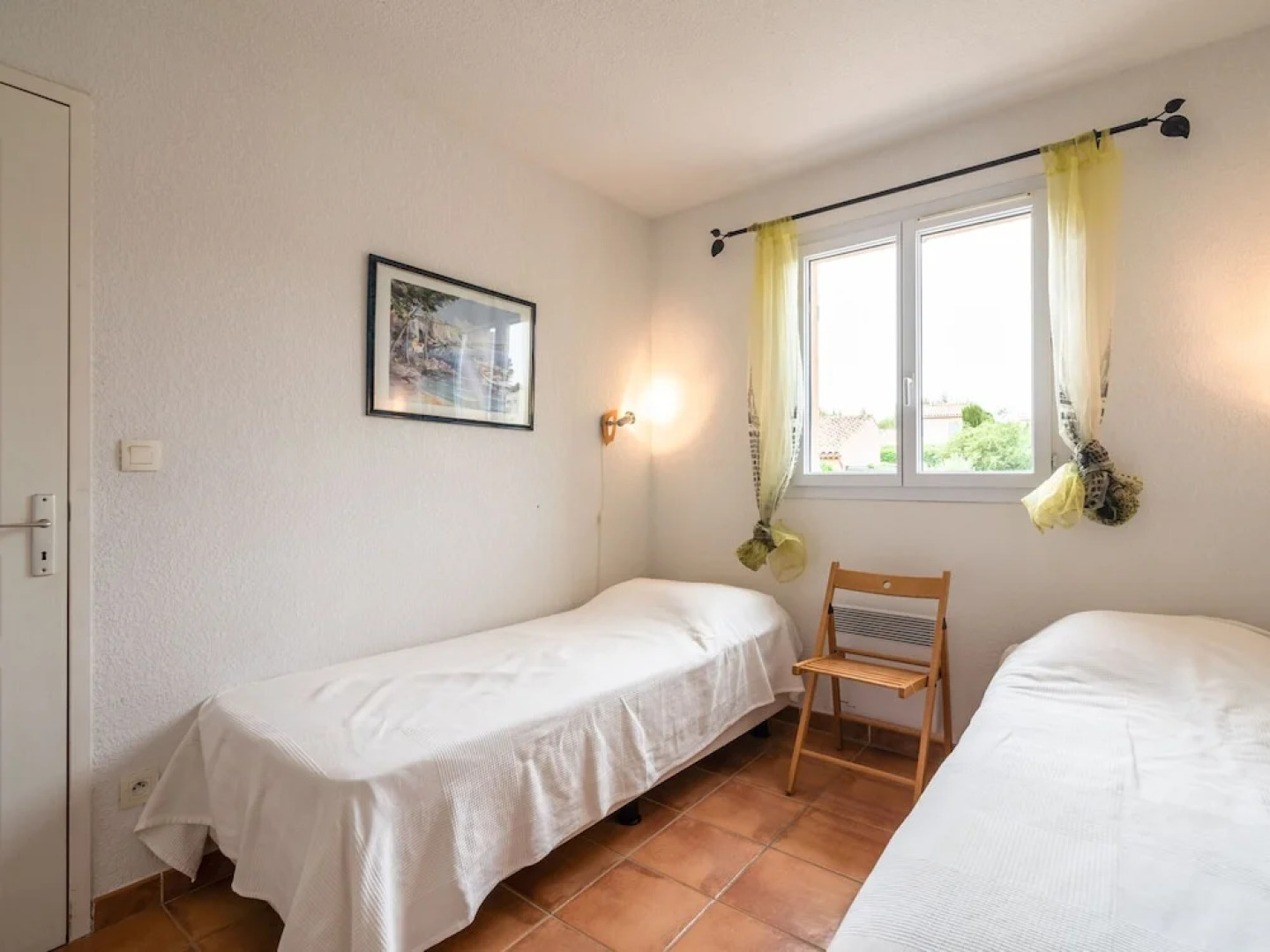 Pleasant Holiday Home in Nans-les-pins With Common Swimming Pool