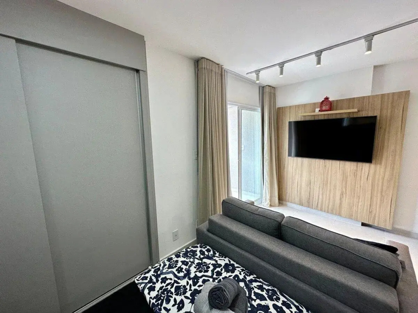 Studio Luxo Independência 915 Central