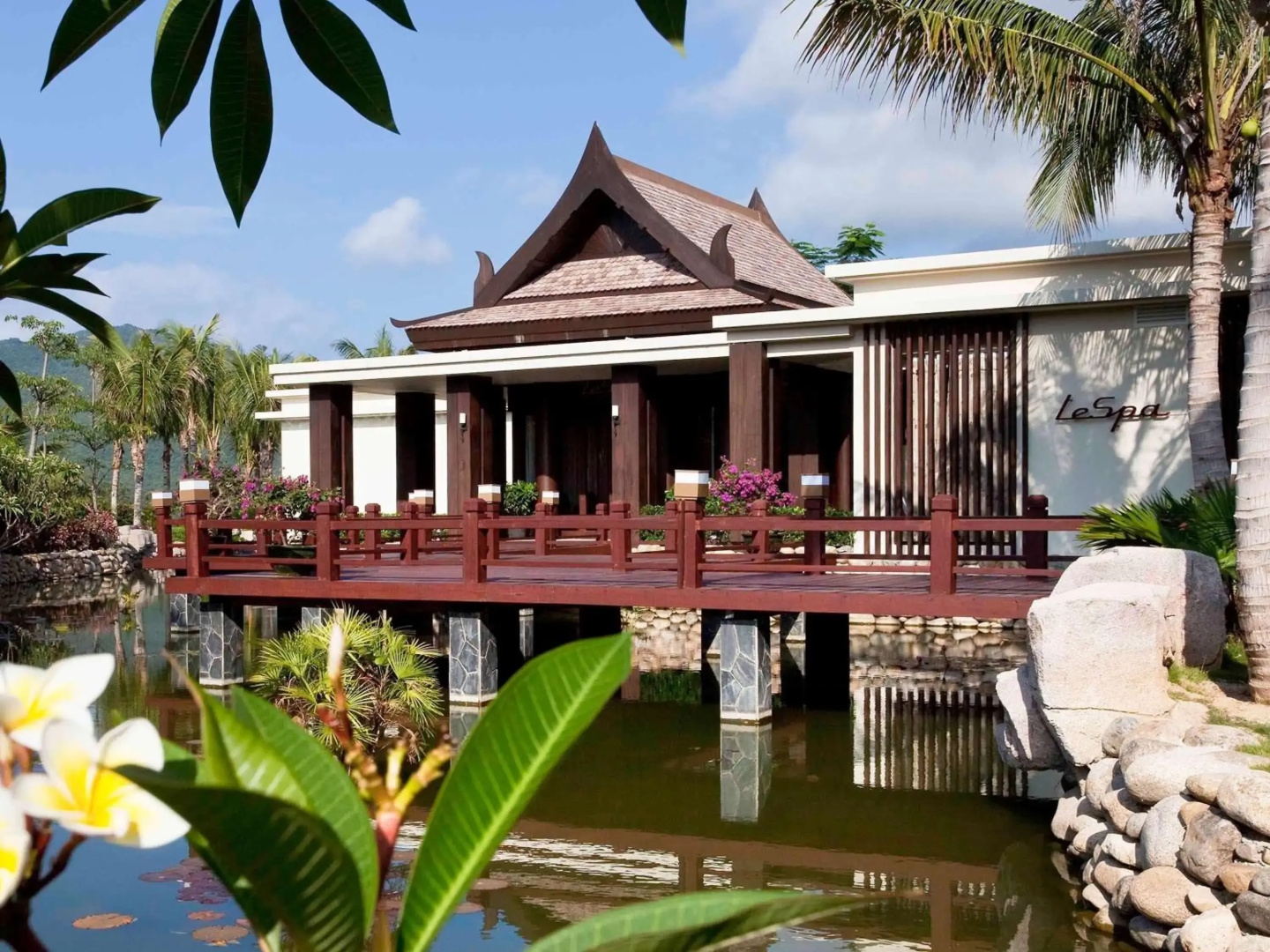 Отель Pullman Sanya Yalong Bay Villas & Resort
