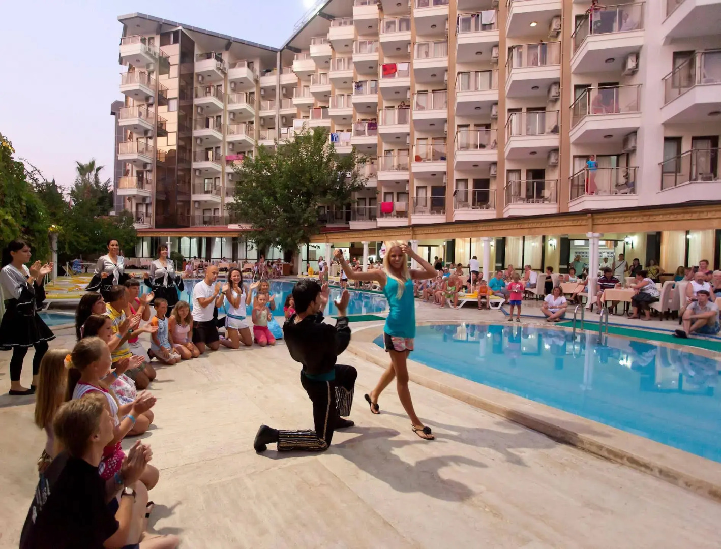 Monte Carlo Hotel - All Inclusive