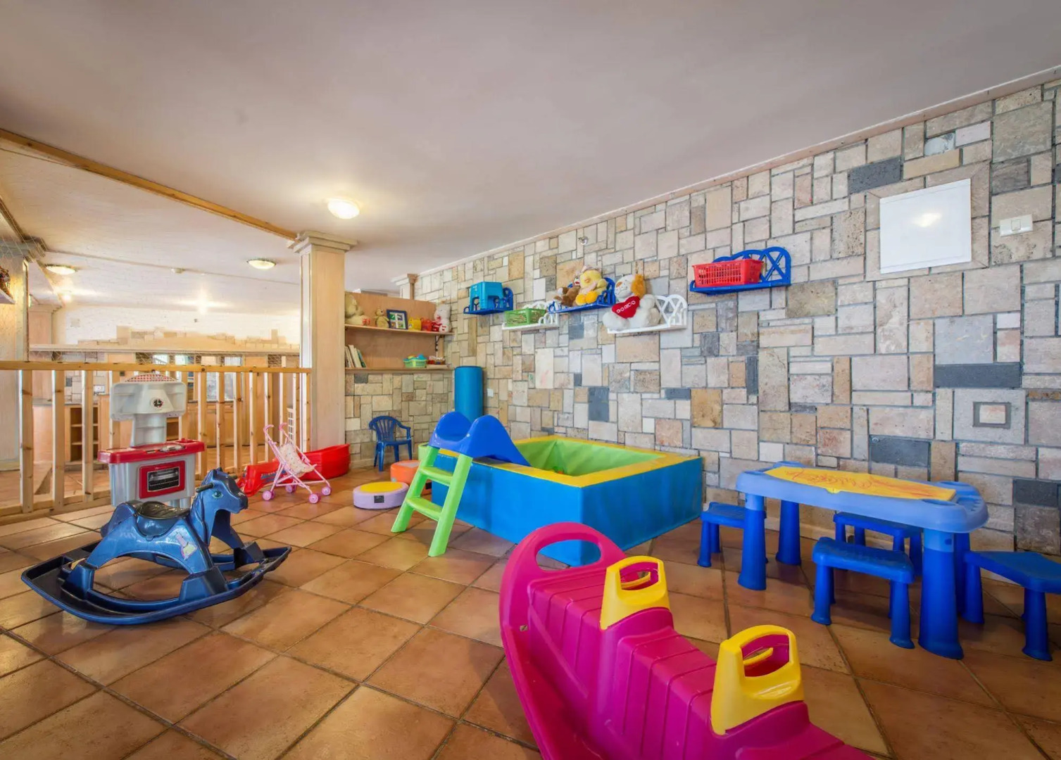 Rimonim Hermon Holiday Village