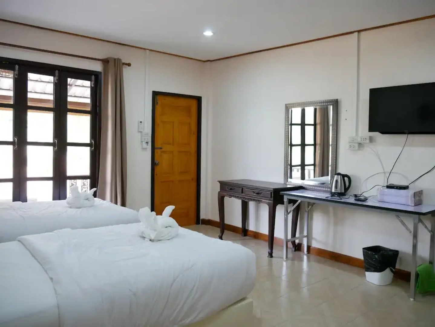 Sisatchanalai Heritage & Resort