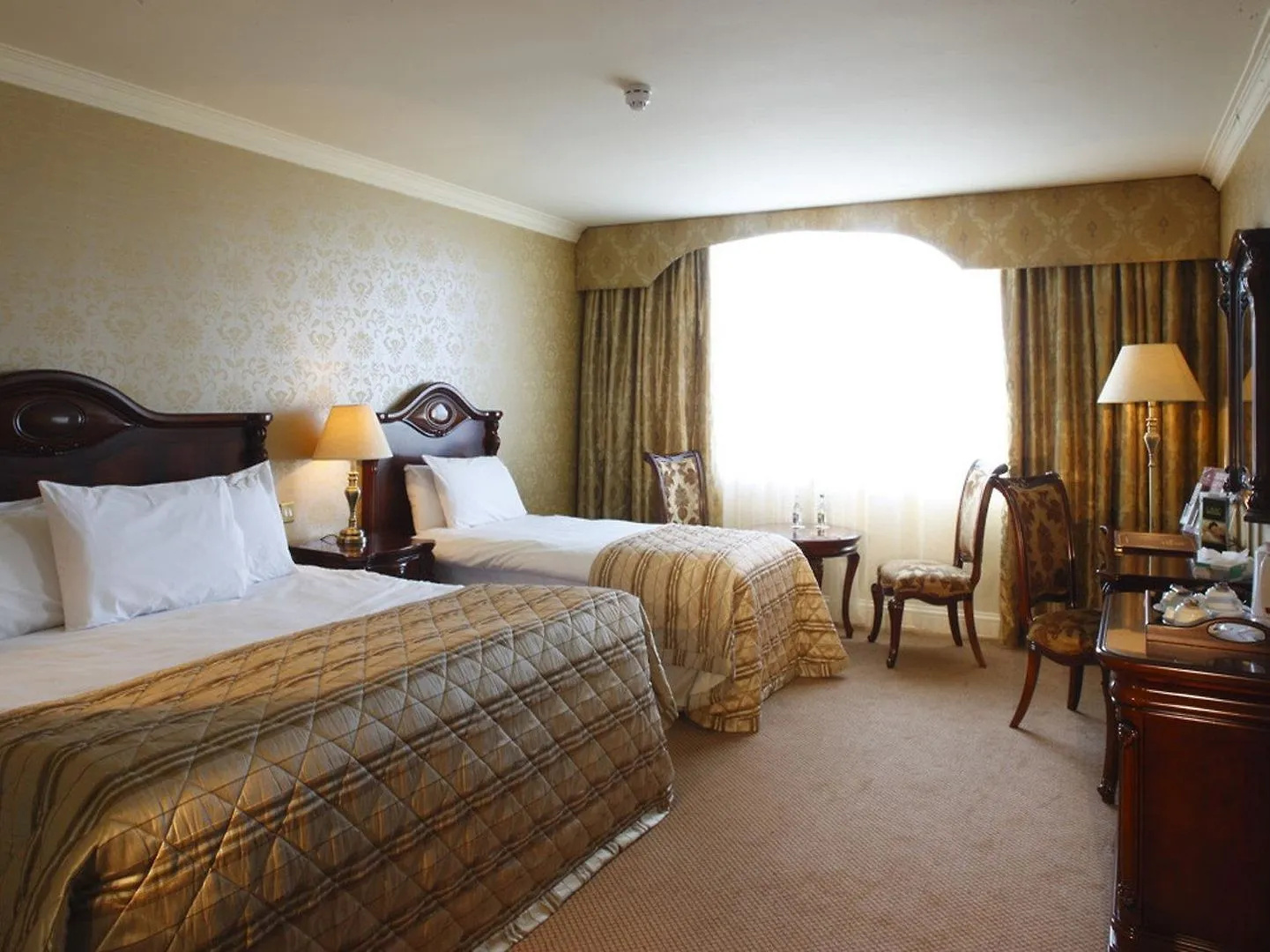 Citywest Hotel