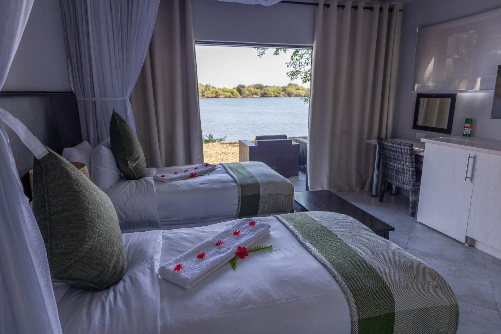 Victoria Falls Waterfront