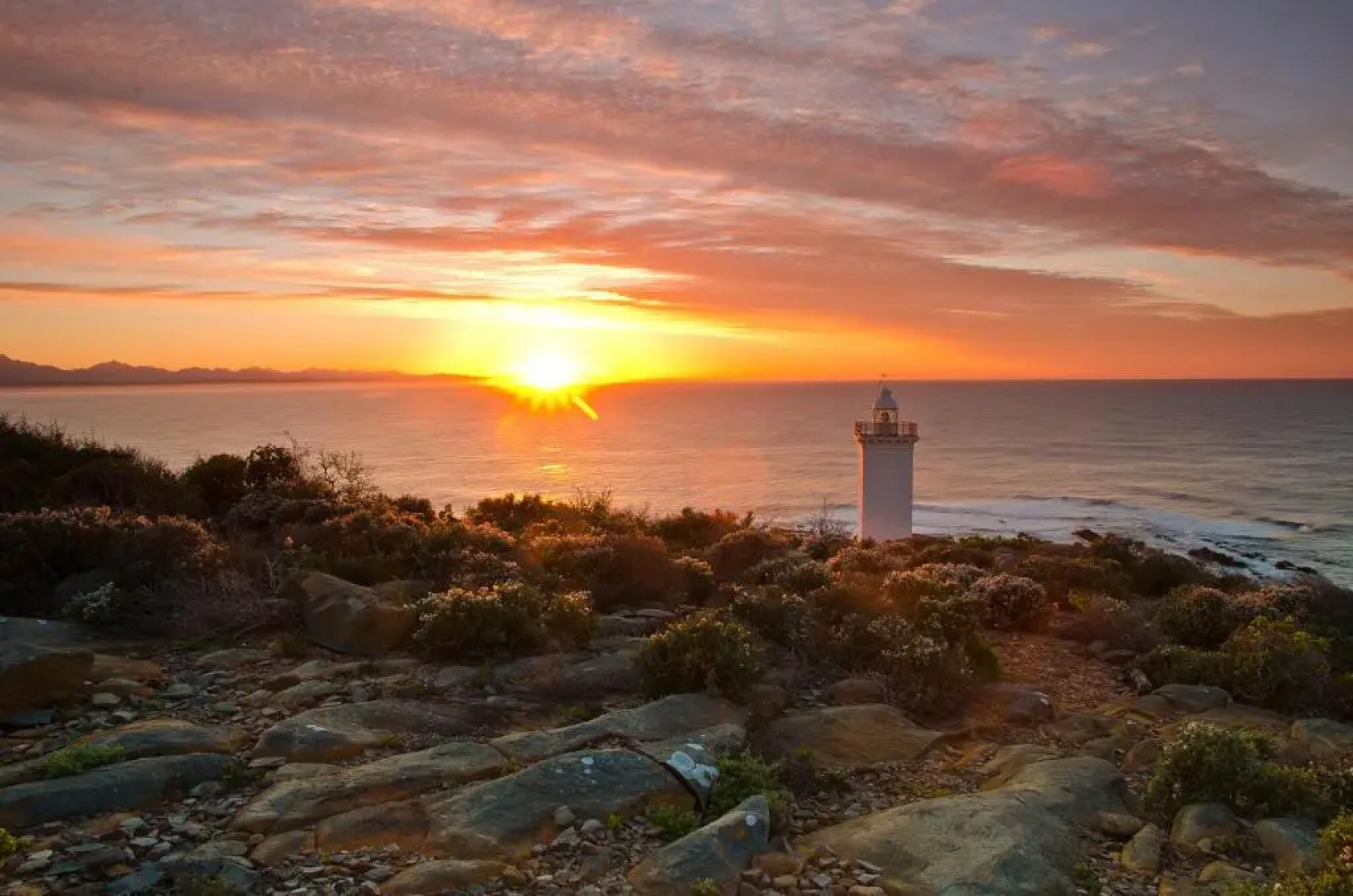 Sundowner Loft