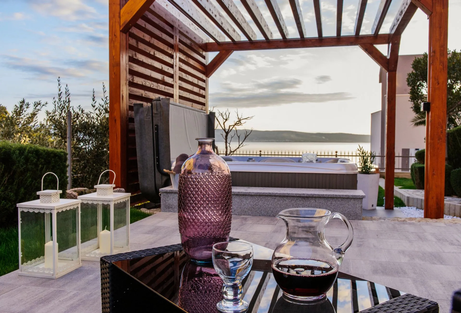 Studio apartment Anka - with open jacuzzi: SA4 Podstrana, Riviera Split