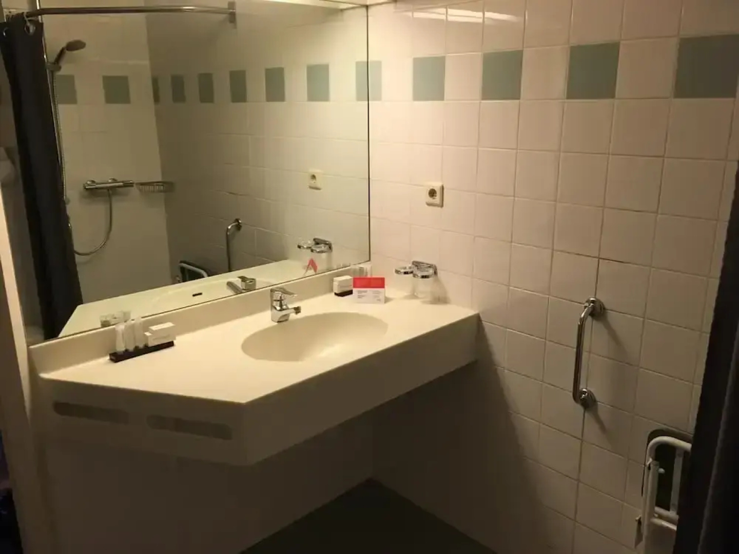 50/50 Hotel Belmont