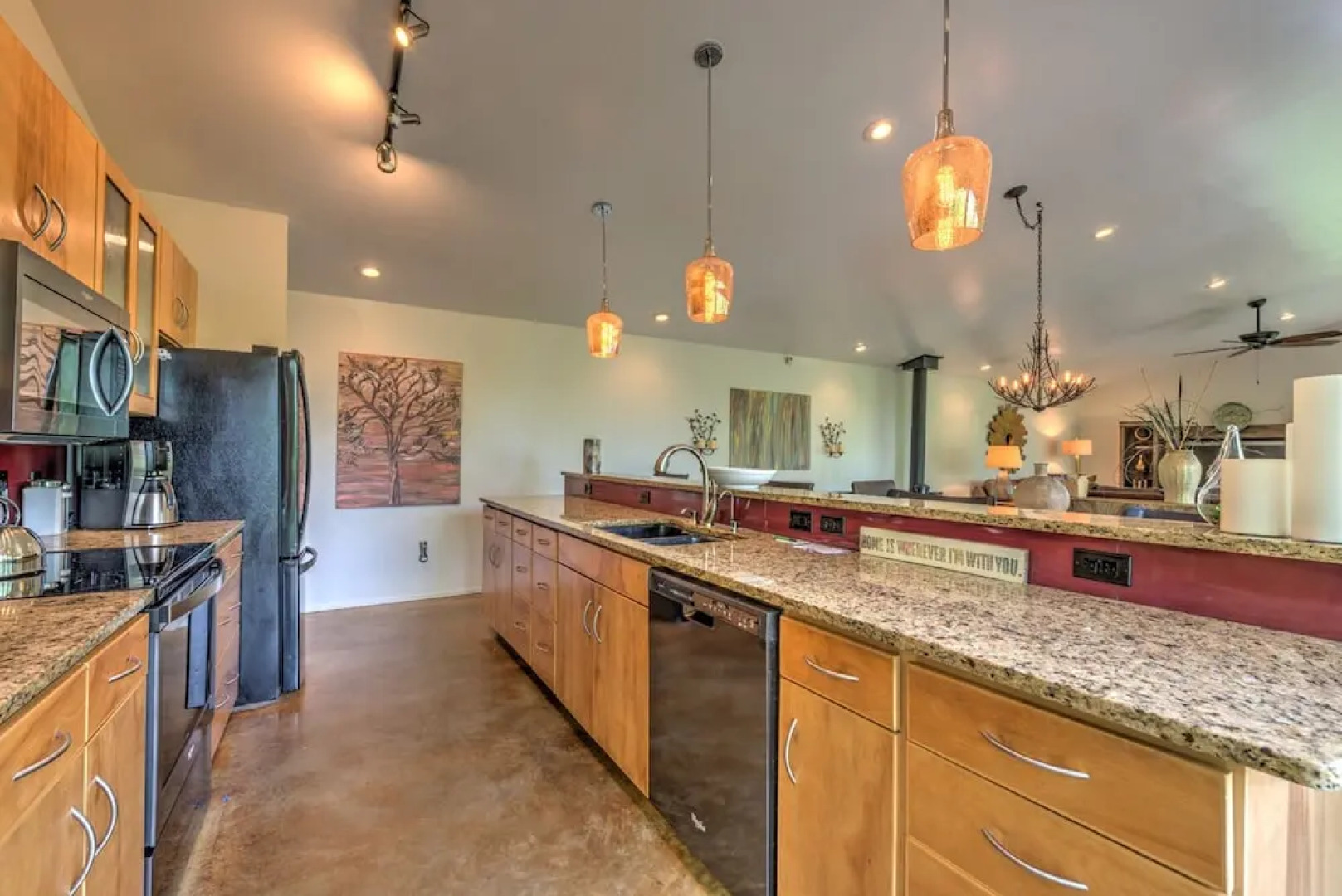 Tara's Treehouse - 3 Br Home