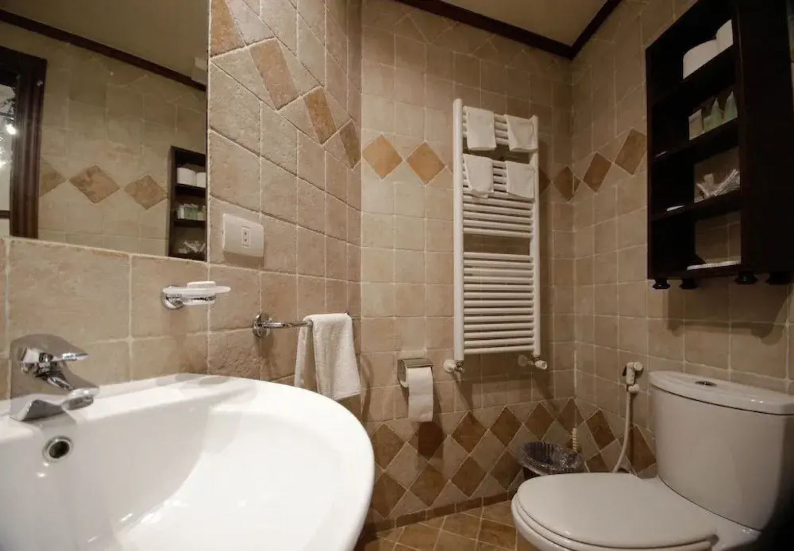 Quartier Suisse Hotel