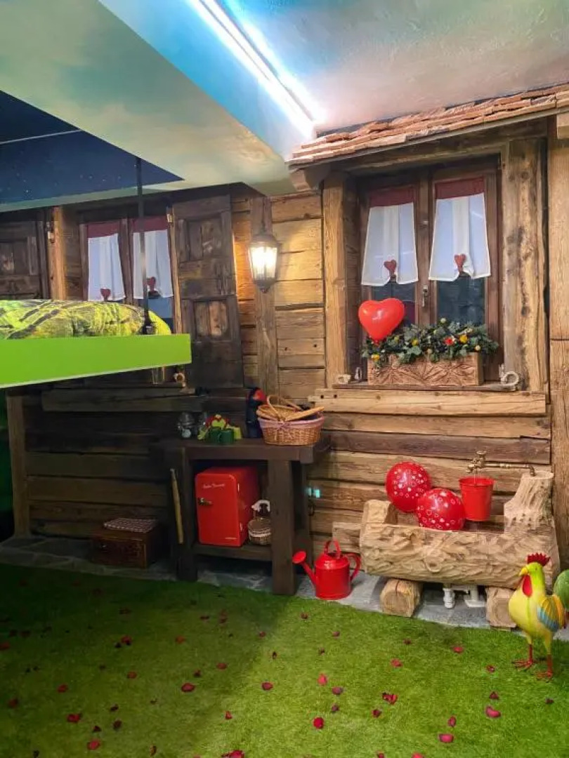 Urban Pic Nic (Adults Only)