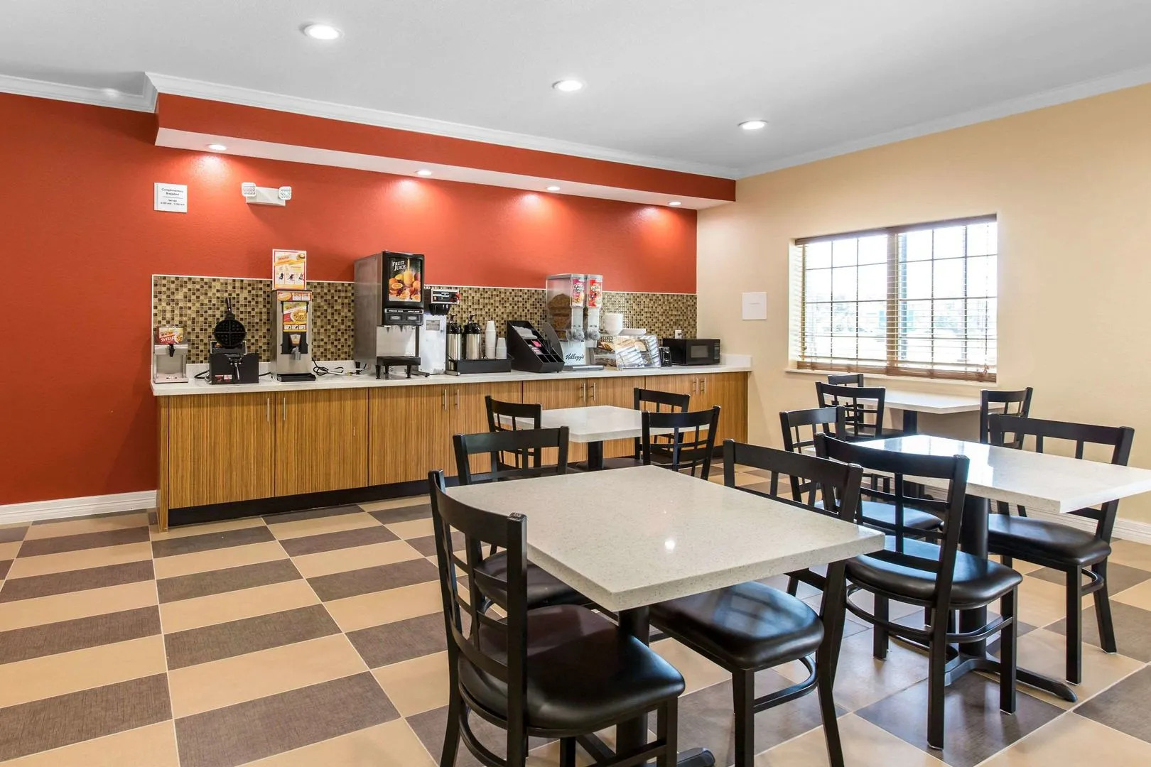 Scottish Inns & Suites