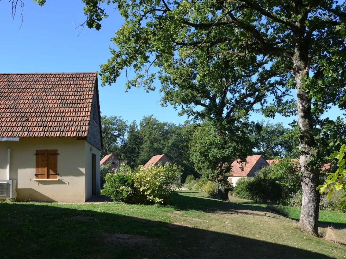 Well-kept, Detached Holiday Home With air Conditioning