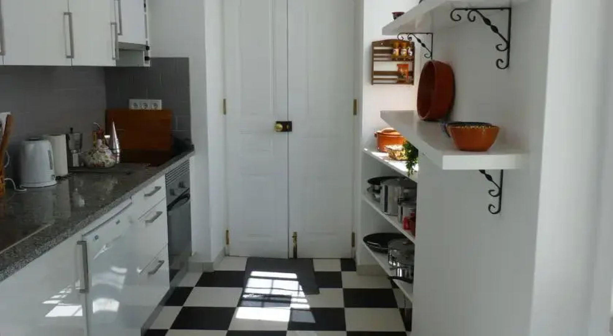 Goncalo Velho House
