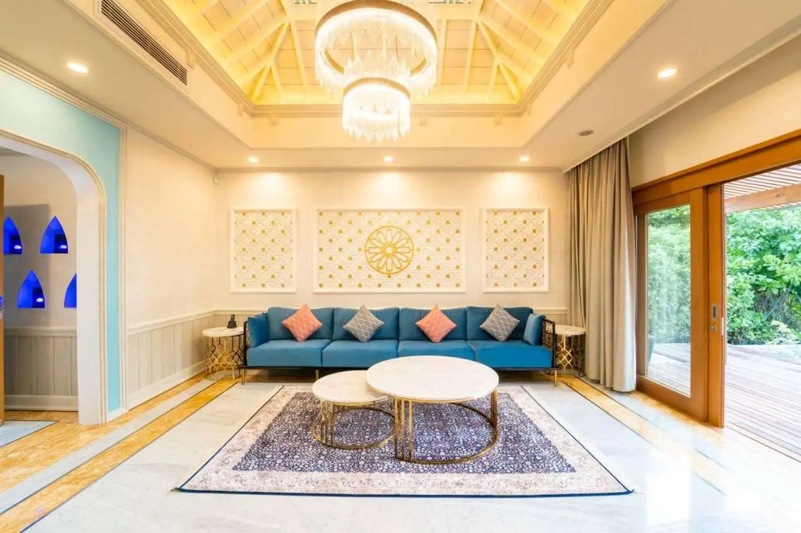 The Signature Collection by Hideaway