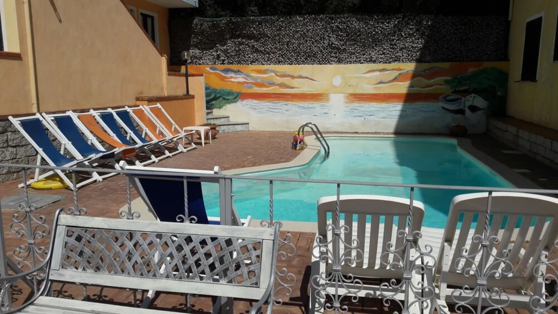 Residenza Borgo Marino