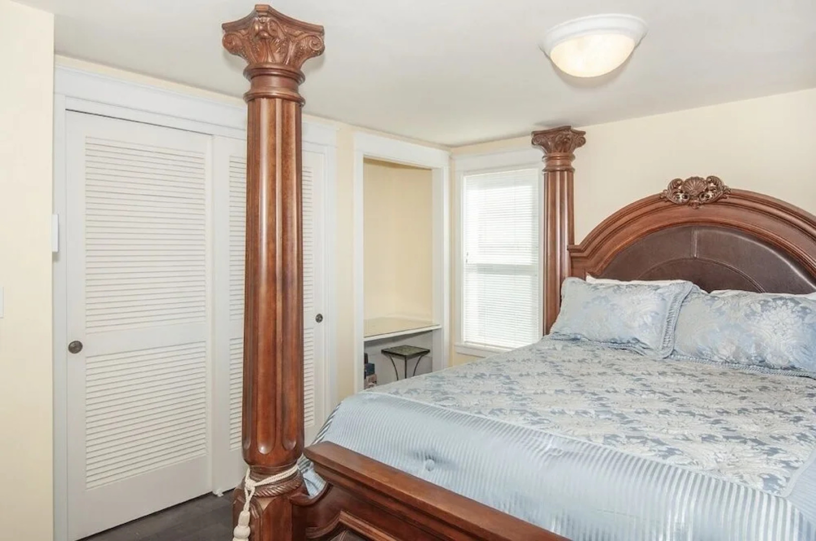 Pelican's Landing 2 Bedroom Home