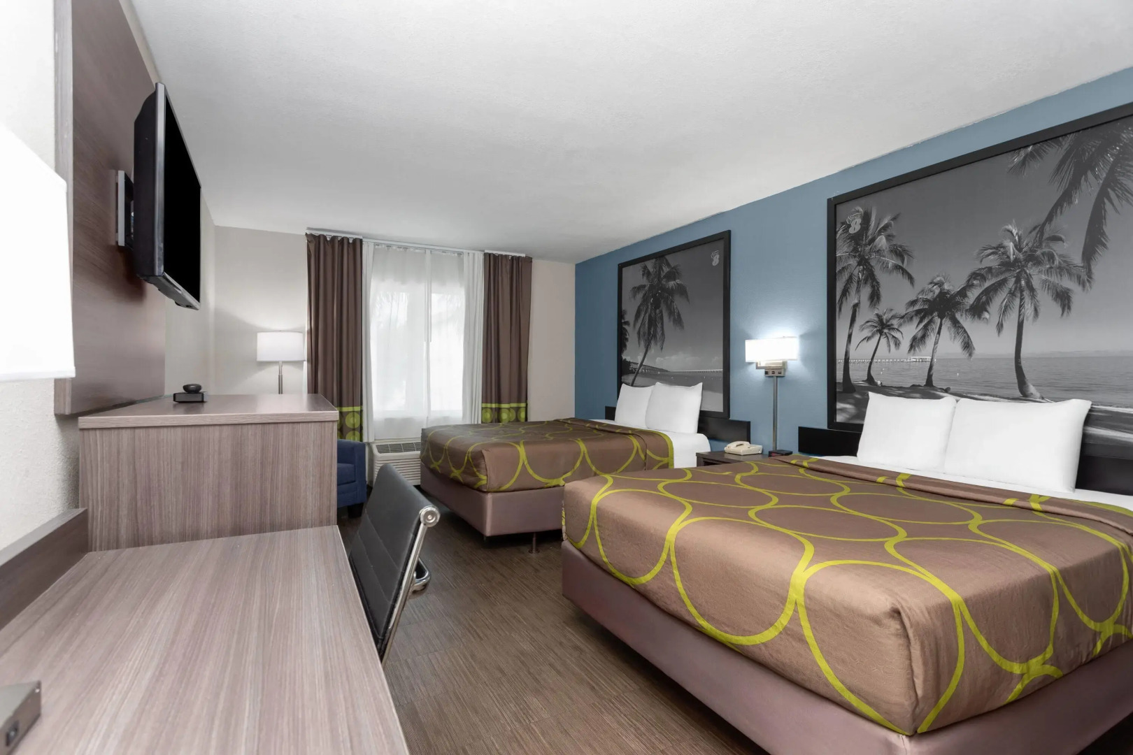 Super 8 by Wyndham Dania/Fort Lauderdale Arpt