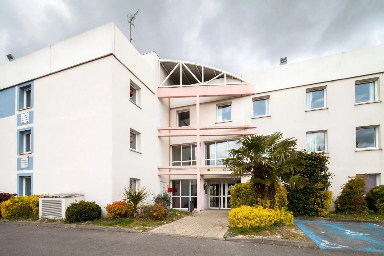 B&B HOTEL Beauvais