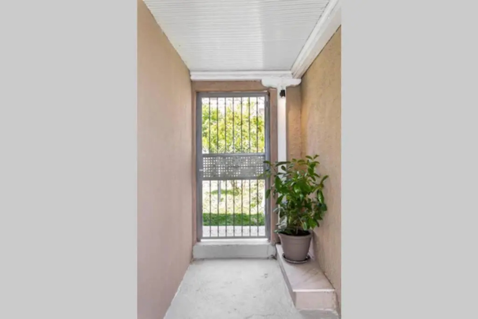 Endless sea view house