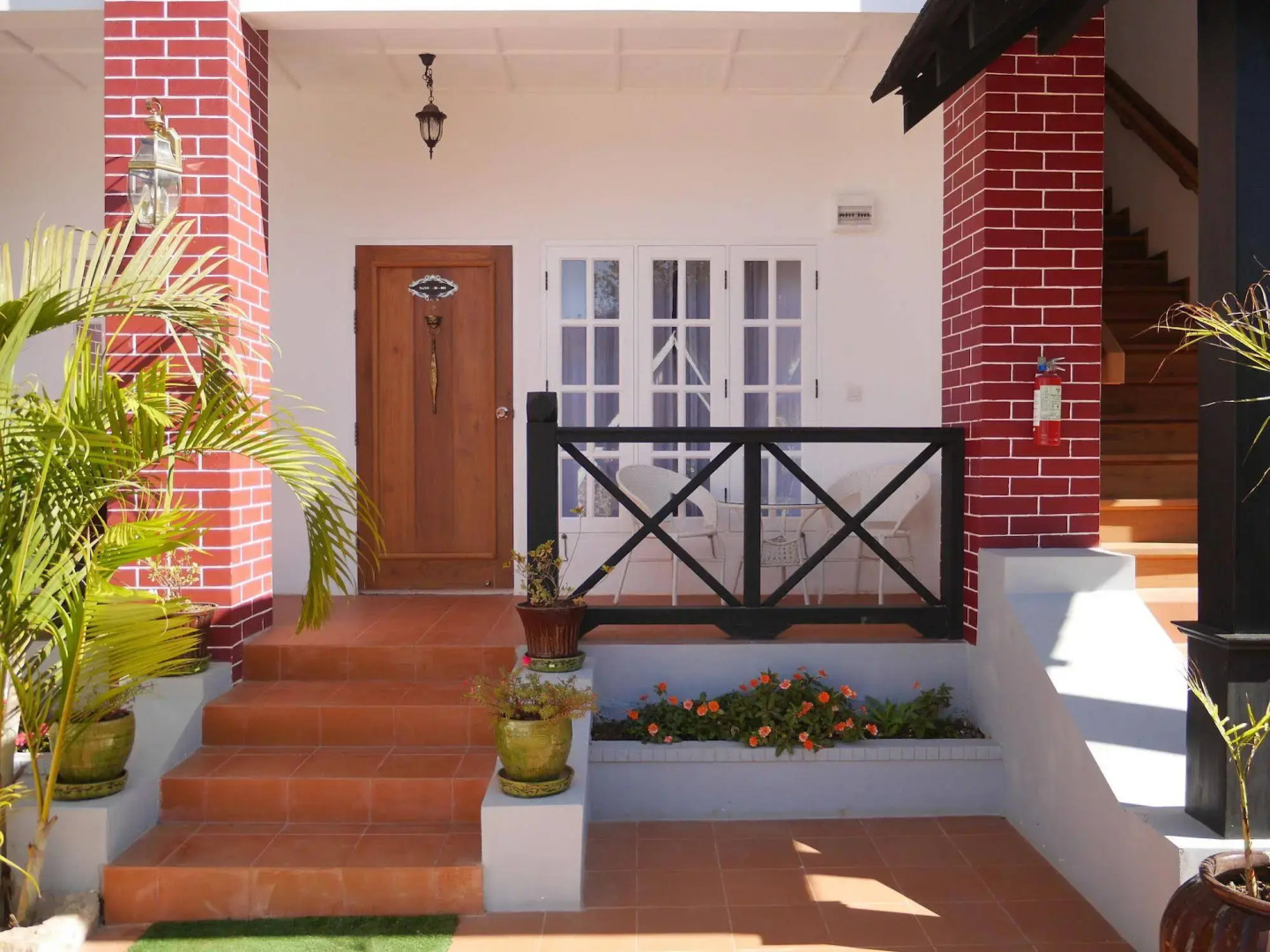 Royal Kalaw Hills Resort