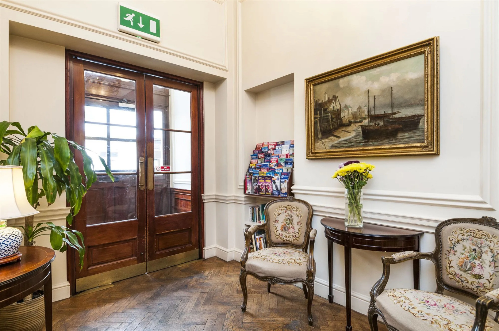 Grand Concerto Hotel