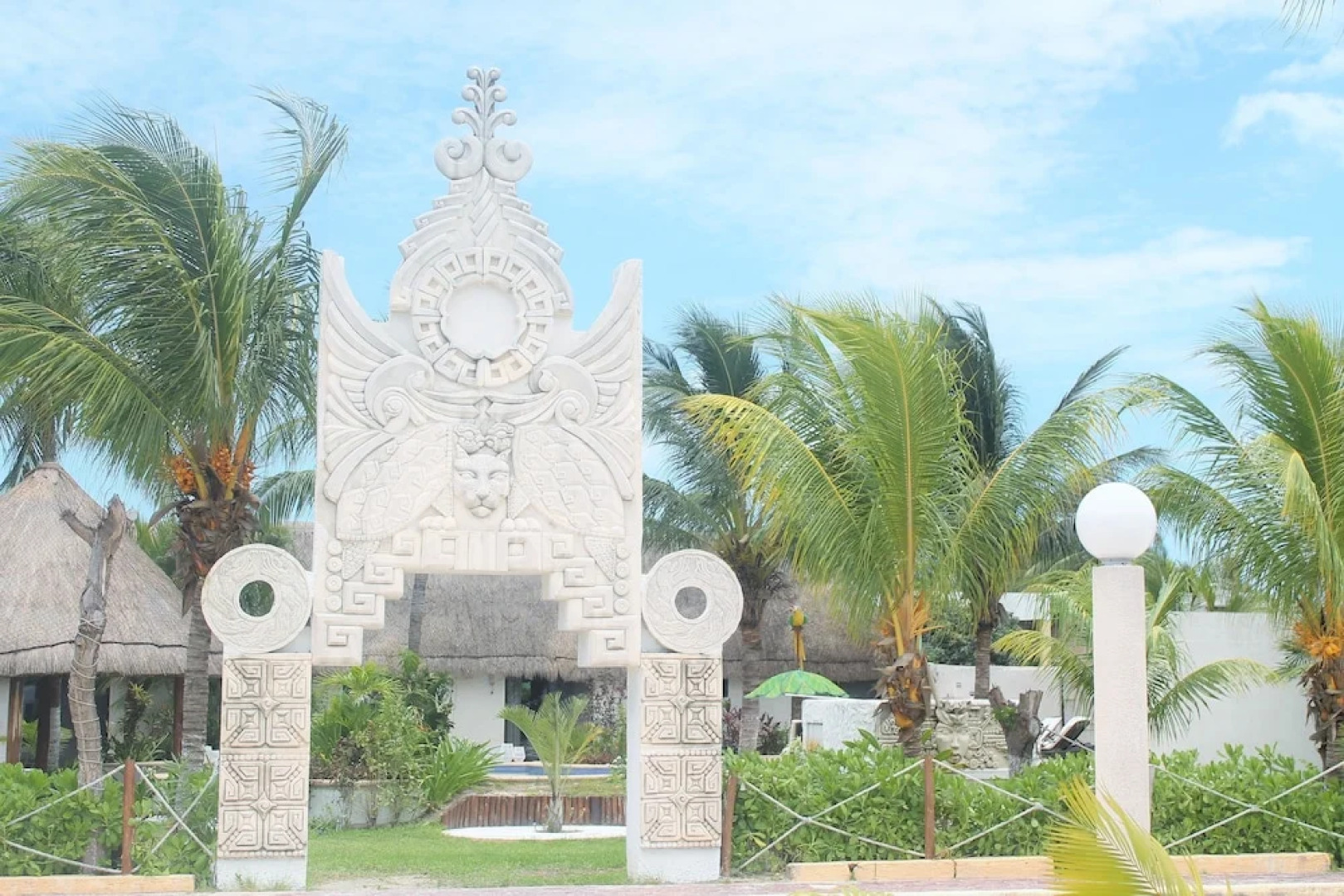 Maya Hotel Residence