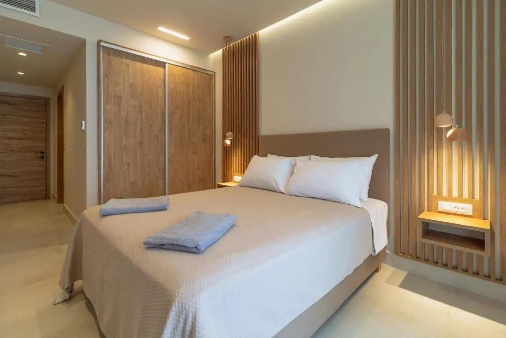 Villa Waterlily by MediterraneanVillas