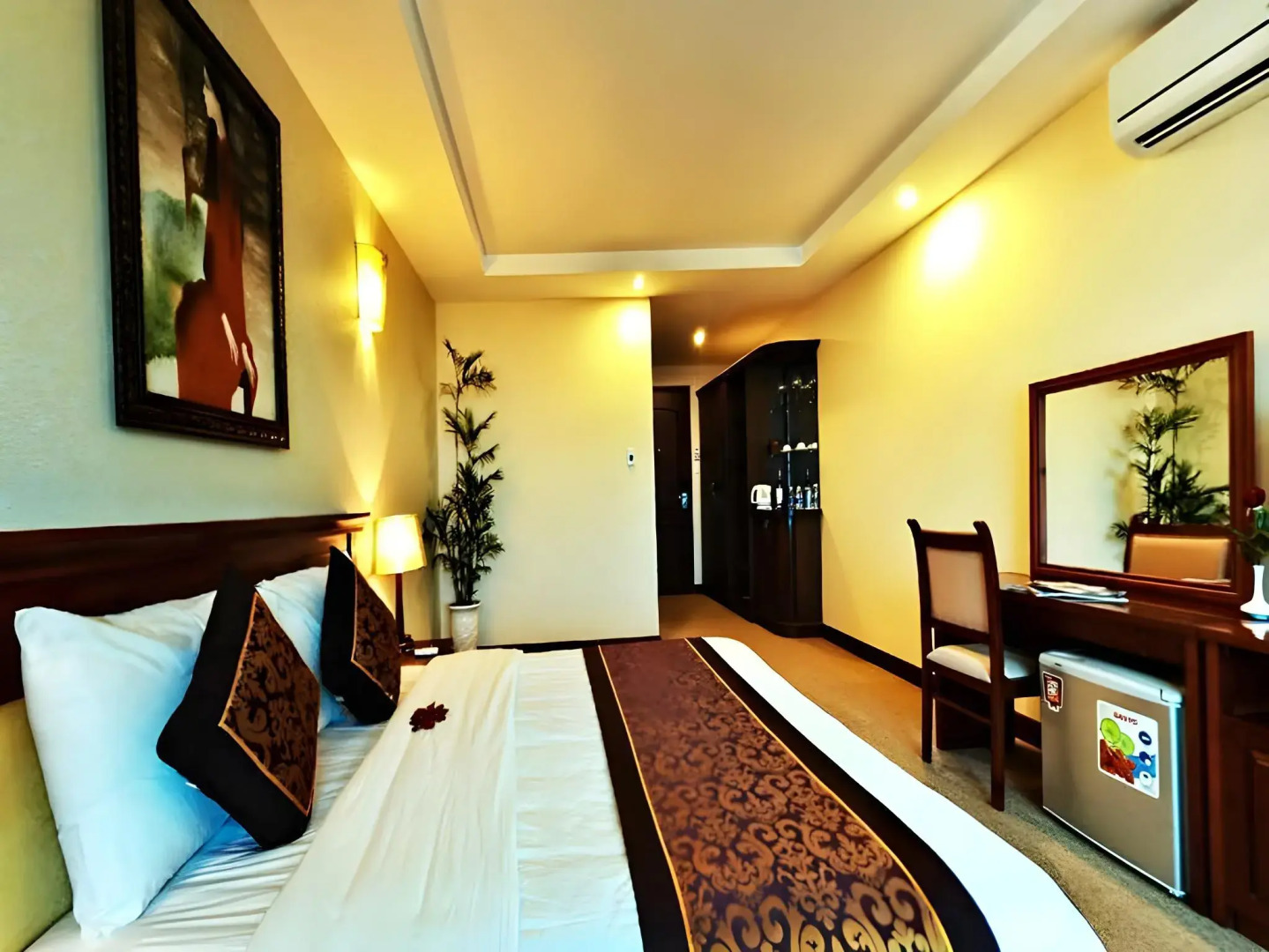 Tan Binh Hotel