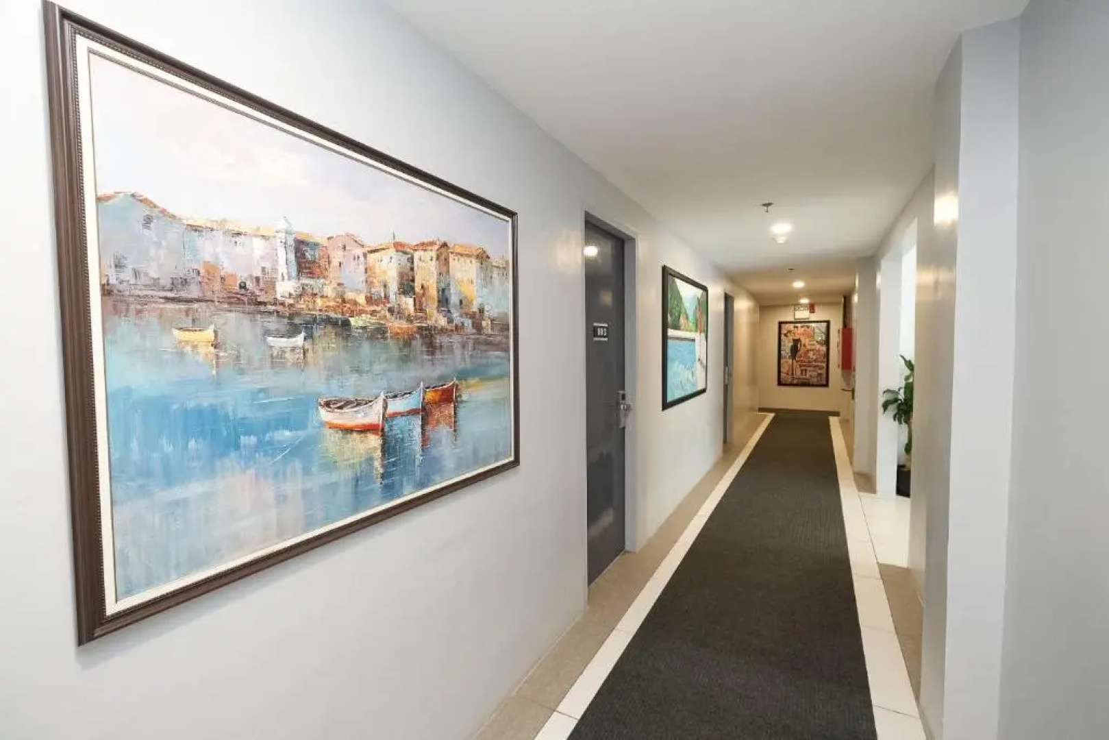 Rosey Hotel
