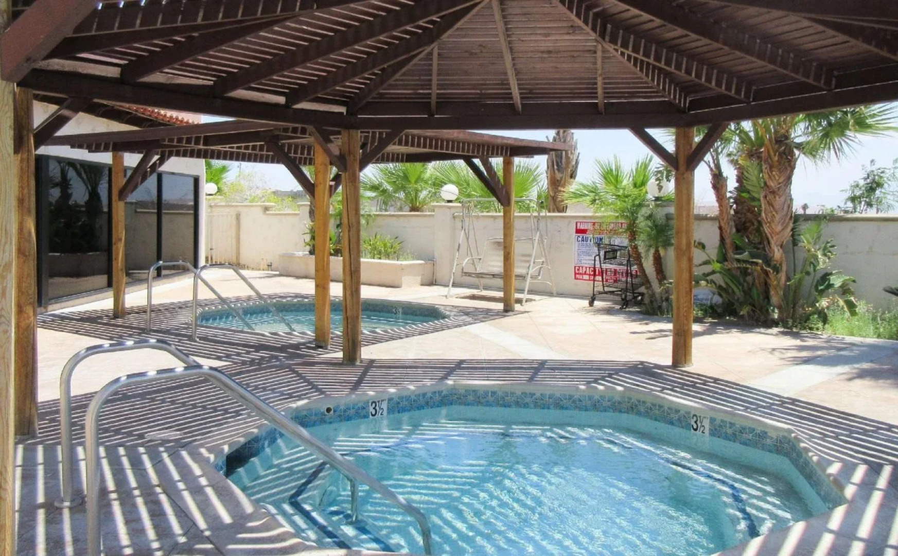 CJ Grand Hotel & Spa