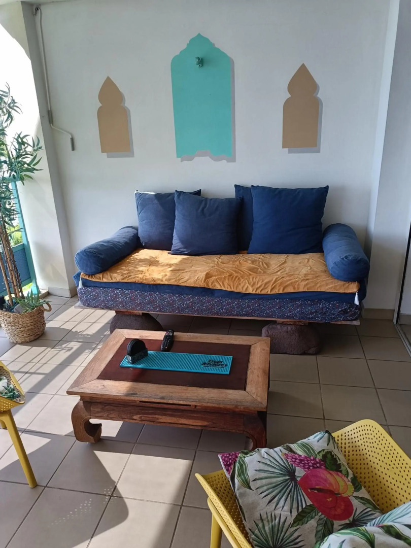 appartement les pieds dans l'eau dans résidence de standing