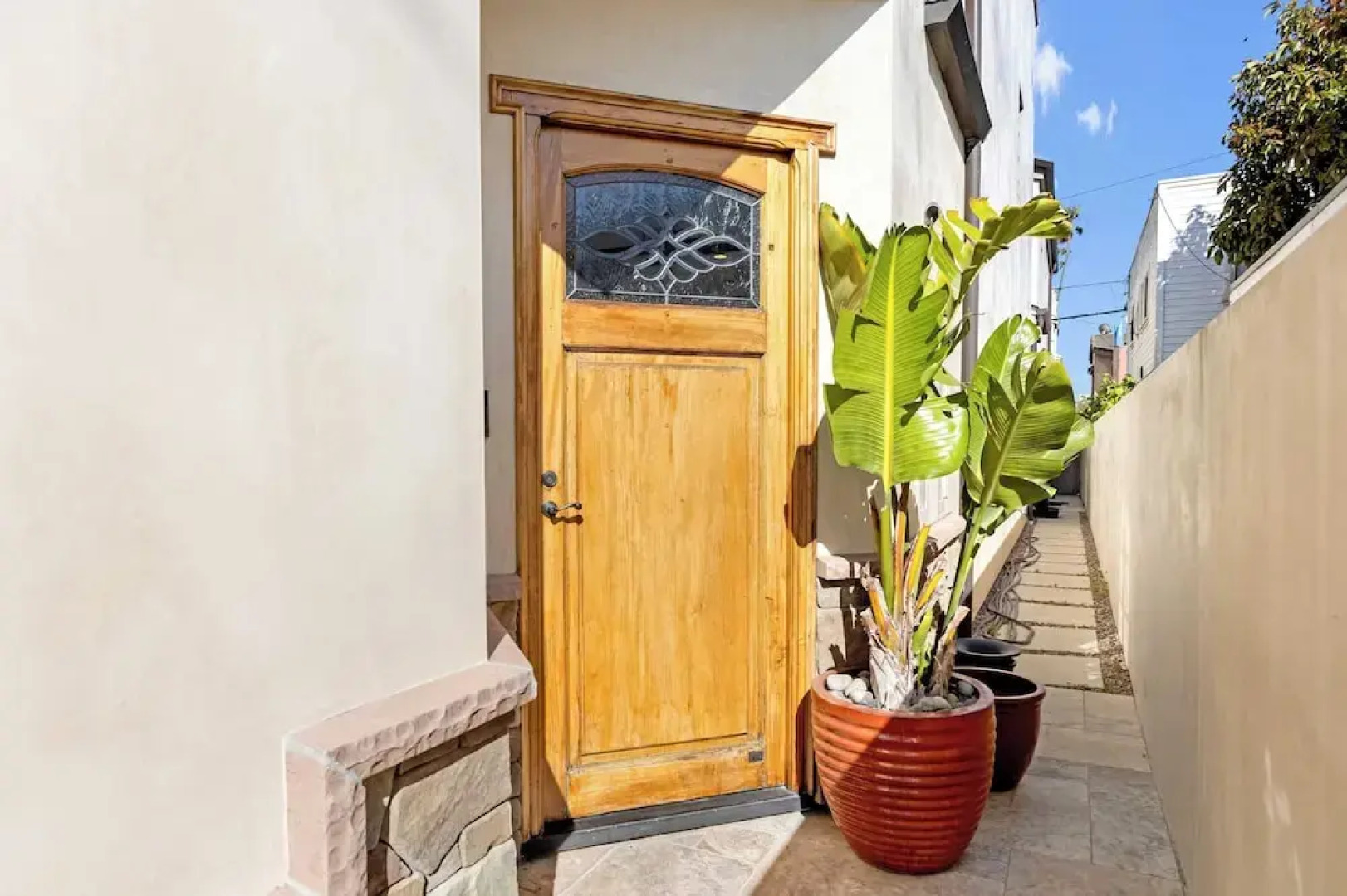 Seventh & Shore Stylish Seal Beach Home w/ Elevator, Fireplace + Bold Design