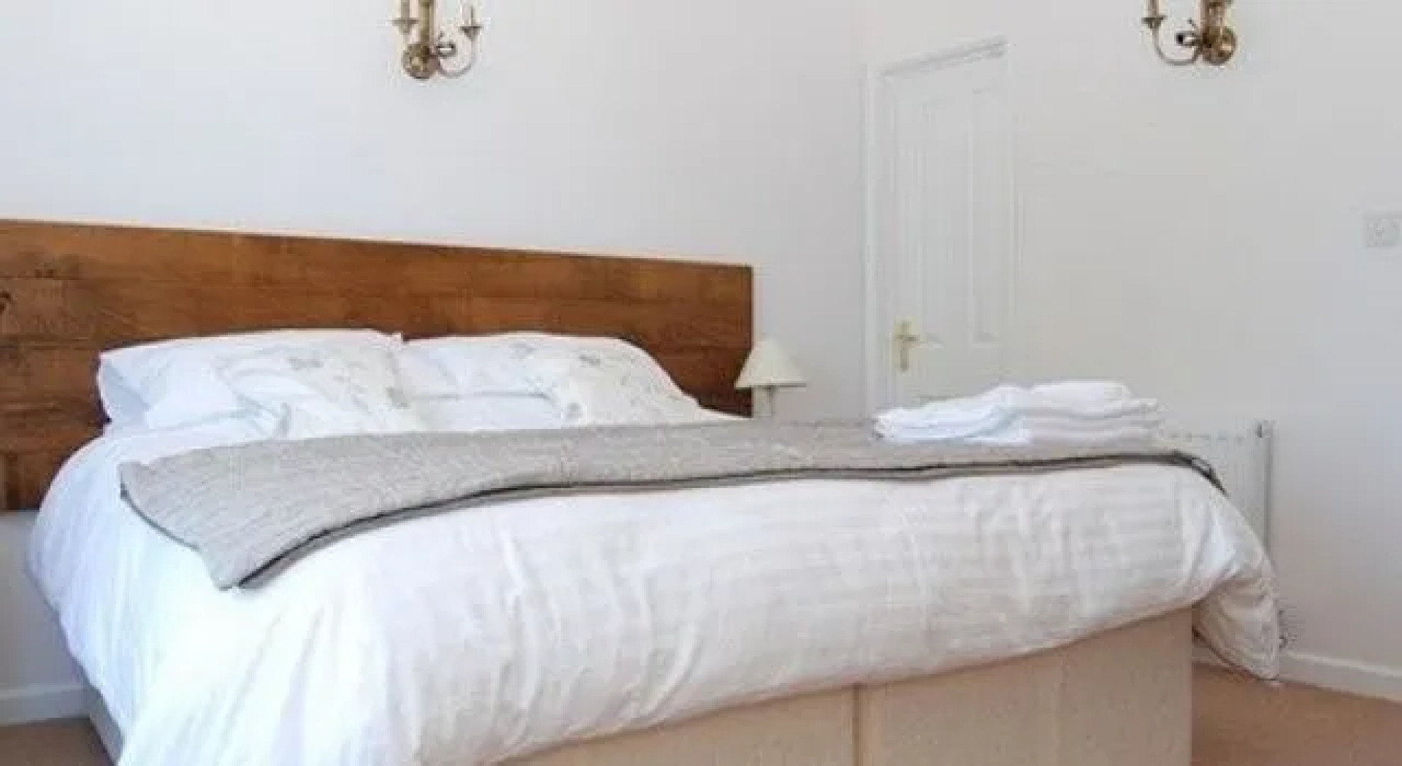 Old Riverview Guesthouse