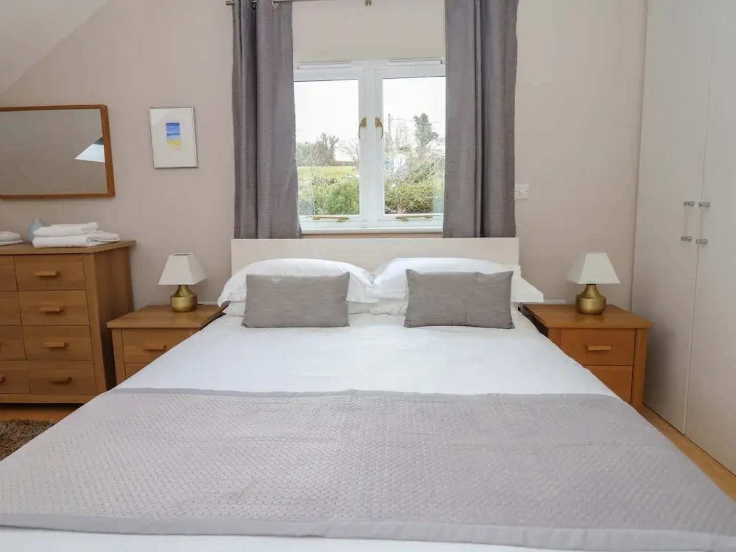 Cholwell Barn Apartment