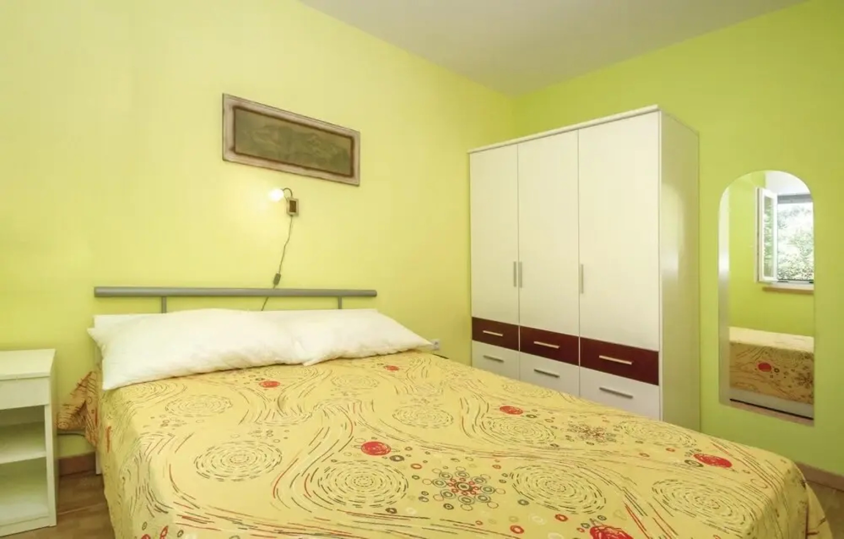 Beautiful Apartment in Drvenik Mali With 4 Bedrooms, Sauna and Outdoor Swimming Pool